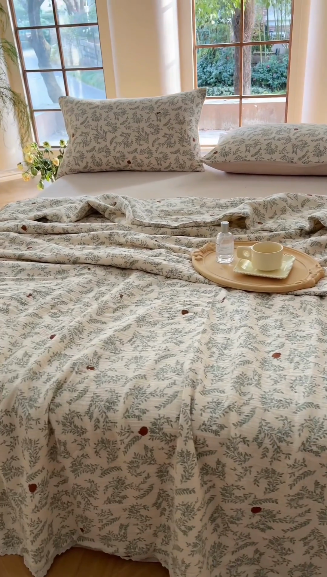 91家纺网 家纺一手货源 找家纺 木楌家居2025新款全棉皱皱纱花边款大豆夏被 月白