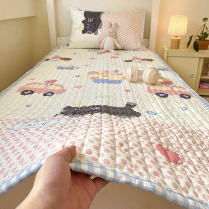 91家纺网 家纺一手货源 找家纺 Sweet dreams甜梦 2025新款全棉卡通小清新棉垫子床垫旅行垫 蛋糕猫猫