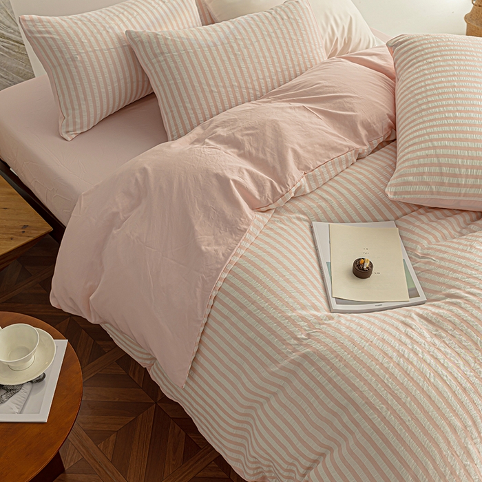 91家纺网 家纺一手货源 找家纺 恩和家纺 2025新款水洗提花条纹四件套 粉白条