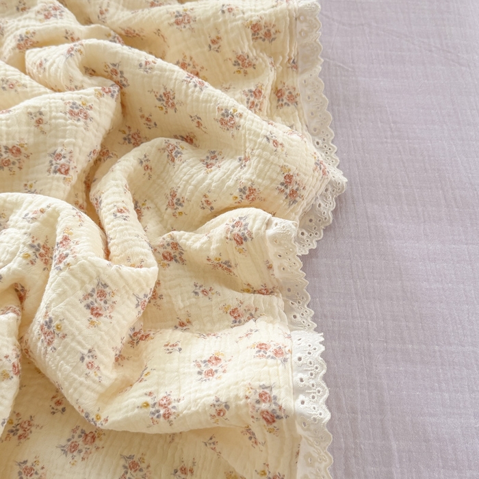 91家纺网 家纺一手货源 找家纺 木楌家居2025新款全棉皱皱纱花边款大豆夏被 伊桃