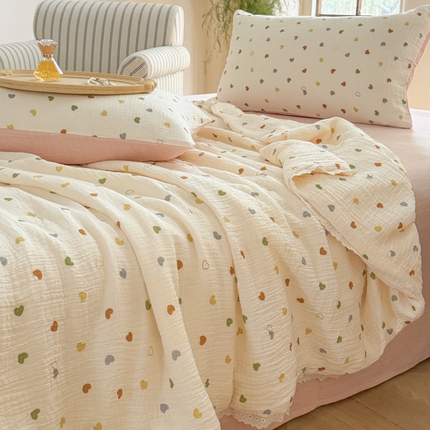 91家纺网 家纺一手货源 找家纺 （总）木楌家居2025新款全棉皱皱纱花边款大豆夏被