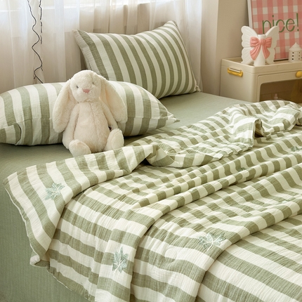 木楌家居2025新款色织条纹皱皱纱刺绣款夏被 枫叶