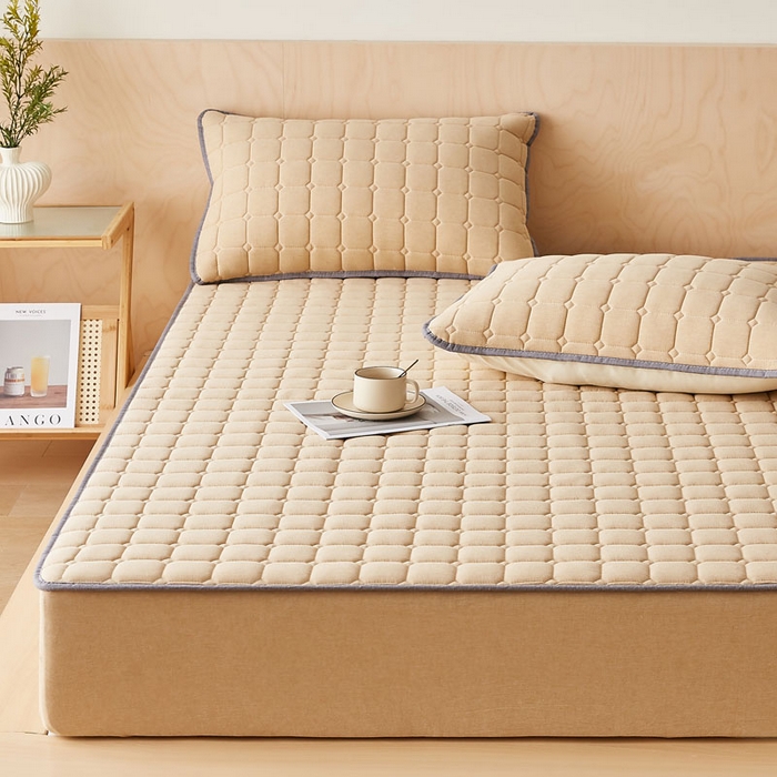 91家纺网 家纺一手货源 找家纺 暖季家纺 2025新款水洗棉夹棉床笠无印风棉花款 棉花床笠卡其