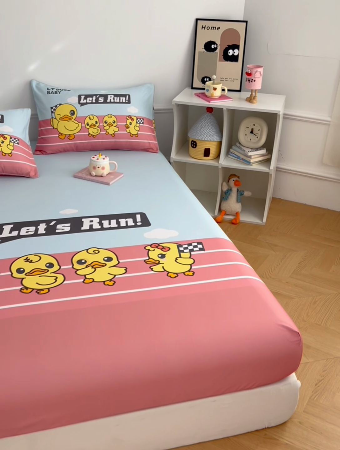 91家纺网 家纺一手货源 找家纺 梦舒羽 2025新款正版全棉床笠卡通床笠罩全包席梦思床垫保护罩 竞速鸭