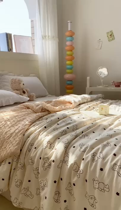 91家纺网 家纺一手货源 找家纺 米乐被业 2025新款水洗棉凉豆豆夏被 小熊院长