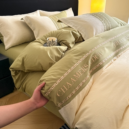 91家纺网 家纺一手货源 找家纺 （总）水云缦 2025新款全棉三层纱色织大提花四件套绣花拼接款