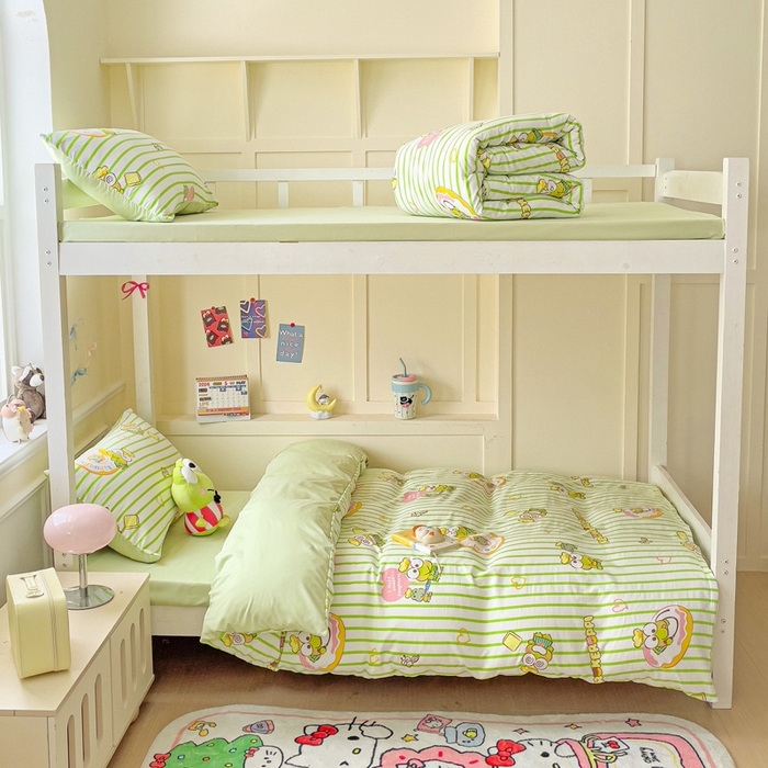 91家纺网 家纺一手货源 找家纺 贝扬思家纺 2025新款水洗棉三丽鸥简约系列四件套-宿舍床 甜甜圈大眼青蛙