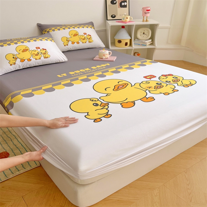 91家纺网 家纺一手货源 找家纺 梦舒羽 2025新款正版全棉床笠卡通床笠罩全包席梦思床垫保护罩 萌鸭一族-白