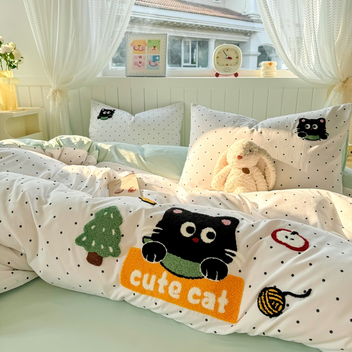 91家纺网 家纺一手货源 找家纺 上尚居 2025新款云朵棉卡通毛巾绣四件套 波点猫-米白