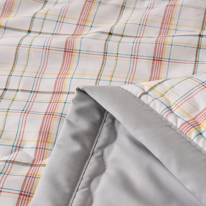 91家纺网 家纺一手货源 找家纺 艾兜坊  2025新款亲肤原棉夏被 1米白粉格