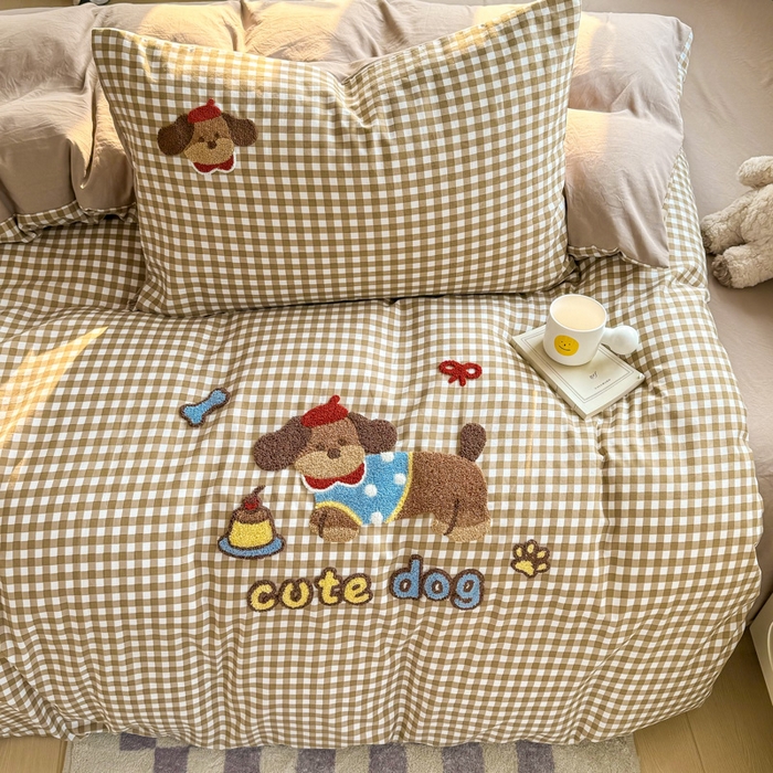 91家纺网 家纺一手货源 找家纺 上尚居 2025新款云朵棉卡通毛巾绣四件套 腊肠小狗