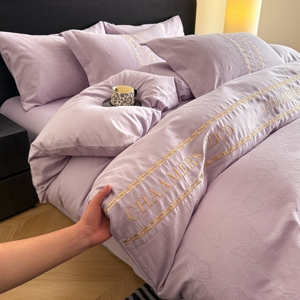 91家纺网 家纺一手货源 找家纺 （总）水云缦 2025新款全棉三层纱色织大提花四件套绣花拼接款