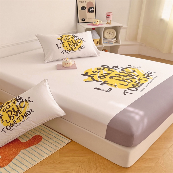 91家纺网 家纺一手货源 找家纺 梦舒羽 2025新款正版全棉床笠卡通床笠罩全包席梦思床垫保护罩 字母鸭