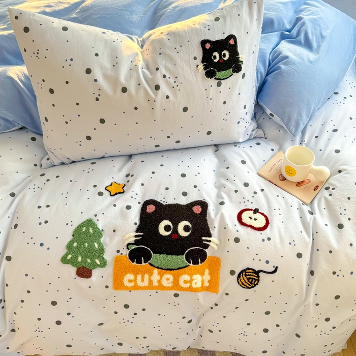 91家纺网 家纺一手货源 找家纺 上尚居 2025新款云朵棉卡通毛巾绣四件套 波点猫-蓝