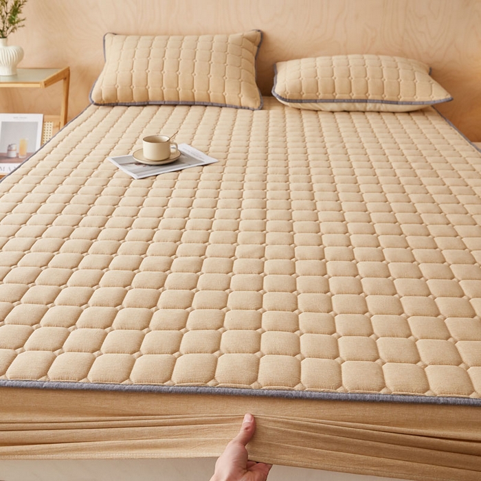 91家纺网 家纺一手货源 找家纺 暖季家纺 2025新款水洗棉夹棉床笠无印风棉花款 棉花床笠卡其