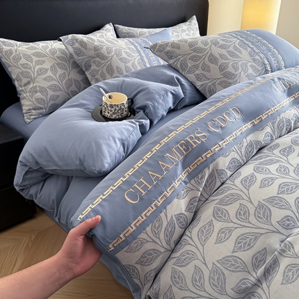 91家纺网 家纺一手货源 找家纺 （总）水云缦 2025新款全棉三层纱色织大提花四件套绣花拼接款