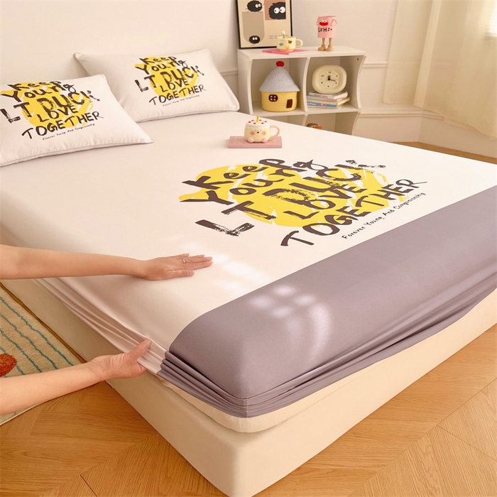 91家纺网 家纺一手货源 找家纺 梦舒羽 2025新款正版全棉床笠卡通床笠罩全包席梦思床垫保护罩 字母鸭