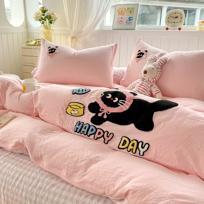 91家纺网 家纺一手货源 找家纺 上尚居 2025新款云朵棉卡通毛巾绣四件套 俏皮猫