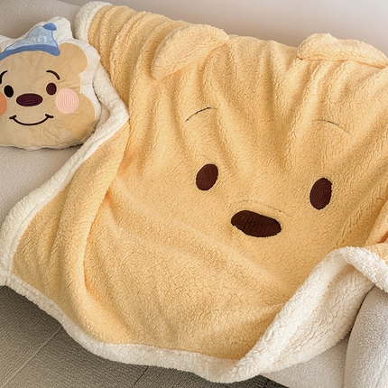 91家纺网 家纺一手货源 找家纺 （买家秀不断货）A类母婴级迪士尼毛毯子牛奶绒毛毯牛奶绒毯子珊瑚绒毛毯子沙发毯子盖毯雪花绒毛毯午睡毯子 贴布绣--维尼小熊