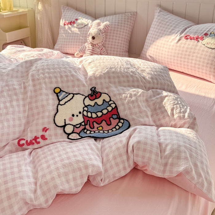 91家纺网 家纺一手货源 找家纺 上尚居 2025新款云朵棉卡通毛巾绣四件套 蛋糕狗