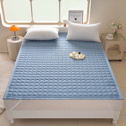 91家纺网 家纺一手货源 找家纺 （总）艾兜坊  2025新款A类原棉床褥垫