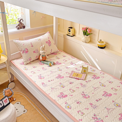 91家纺网 家纺一手货源 找家纺 （总）罗亿家纺  2025新款宿舍款-水洗棉夹棉床盖