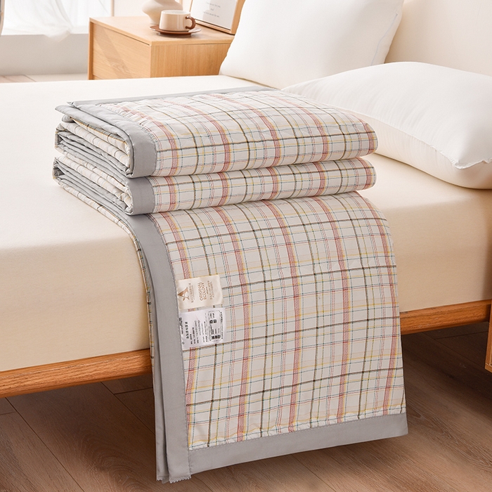 91家纺网 家纺一手货源 找家纺 艾兜坊  2025新款亲肤原棉夏被 1米白粉格