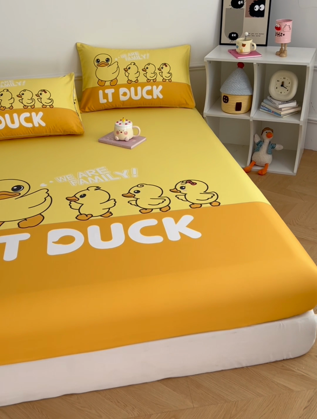 91家纺网 家纺一手货源 找家纺 梦舒羽 2025新款正版全棉床笠卡通床笠罩全包席梦思床垫保护罩 旅行鸭