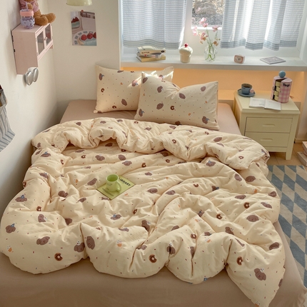 91家纺网 家纺一手货源 找家纺 桃子家居 2025新款A类纯棉有氧双层纱小清新可爱少女系列四件套 棉双层纱-奶油甜圈