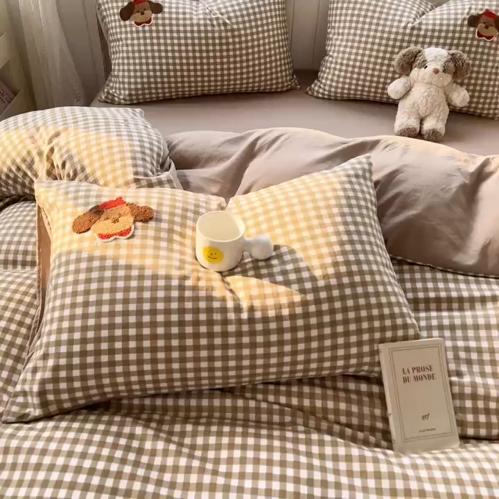 91家纺网 家纺一手货源 找家纺 上尚居 2025新款云朵棉卡通毛巾绣四件套 腊肠小狗