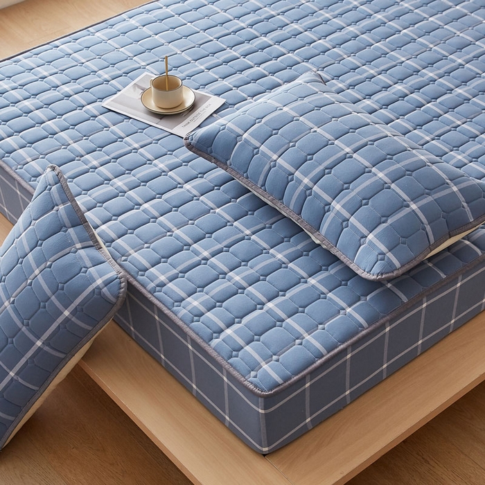 91家纺网 家纺一手货源 找家纺 暖季家纺 2025新款水洗棉夹棉床笠无印风棉花款 棉花床笠兰灰中格