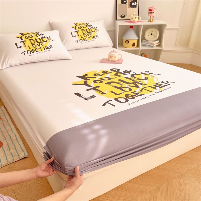 91家纺网 家纺一手货源 找家纺 梦舒羽 2025新款正版全棉床笠卡通床笠罩全包席梦思床垫保护罩 字母鸭