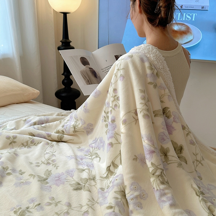 91家纺网 家纺一手货源 找家纺 （买家秀 爆款 不断货）A类母婴级婴童毯子牛奶绒毛毯牛奶绒毯子午睡毯珊瑚绒毛毯子羊羔绒毛毯羊羔绒毯子 花满城米