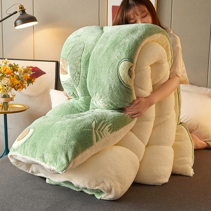 91家纺网 家纺一手货源 找家纺 （总）买家秀 爆款花色不断货）A类母婴级羊羔绒被子被芯牛奶绒被子被芯春秋被秋冬被雪花绒冬被被芯牛奶绒冬被