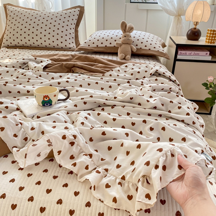 91家纺网 家纺一手货源 找家纺 尊妙被业 2025新款针织棉花边夏被春秋被 艾意