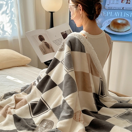 91家纺网 家纺一手货源 找家纺 （总）（买家秀 爆款 不断货）A类母婴级婴童毯子牛奶绒毛毯牛奶绒毯子午睡毯珊瑚绒毛毯子羊羔绒毛毯羊羔绒毯子