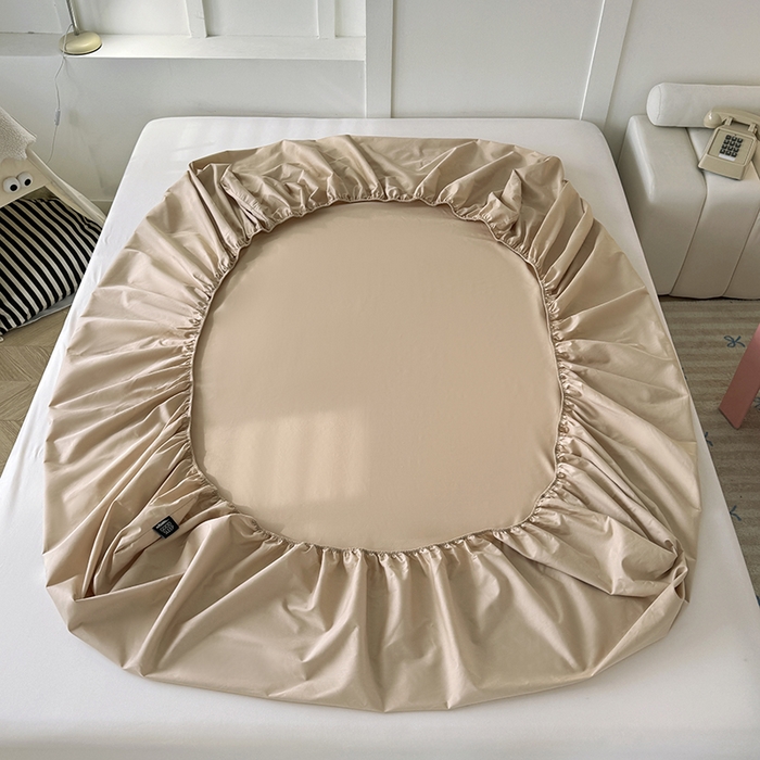 91家纺网 家纺一手货源 找家纺 佰亿莱 2025新款简约舒适全棉单品系列单床笠 卡其色