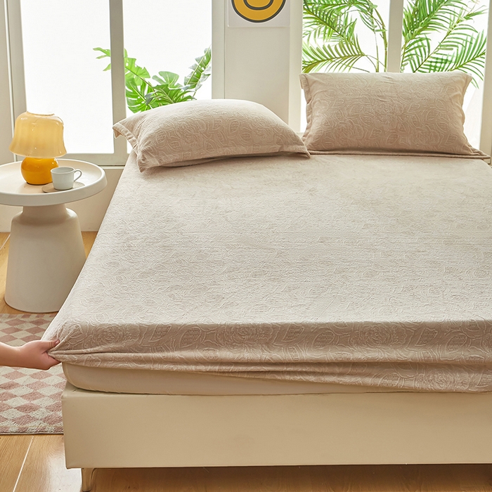 91家纺网 家纺一手货源 找家纺 买家秀 爆款不断货A类母婴级纯色雕花绒床笠牛奶绒床笠珊瑚绒床笠雪花绒床笠牛奶绒床罩珊瑚绒床罩床垫套 雕花花沫 米灰