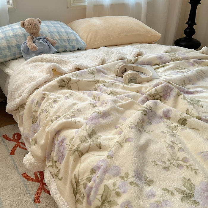 91家纺网 家纺一手货源 找家纺 （买家秀 爆款 不断货）A类母婴级婴童毯子牛奶绒毛毯牛奶绒毯子午睡毯珊瑚绒毛毯子羊羔绒毛毯羊羔绒毯子 花满城米