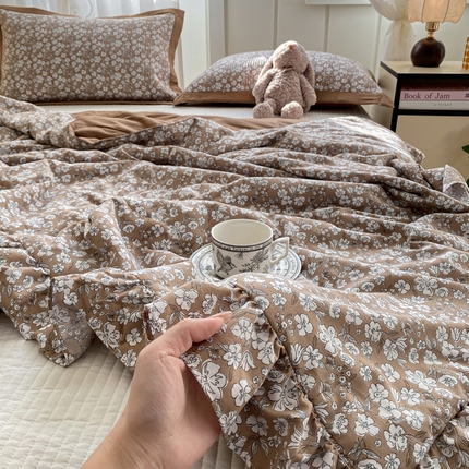 91家纺网 家纺一手货源 找家纺 （总）尊妙被业 2025新款针织棉花边夏被春秋被