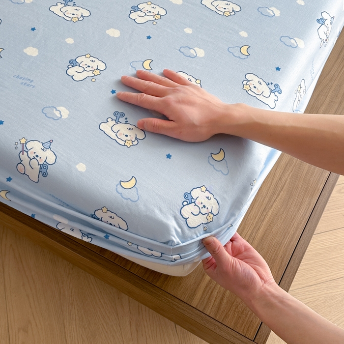 91家纺网 家纺一手货源 找家纺 寻米 2025新款A类全棉双层纱印花单床笠 魔法小狗