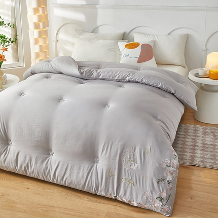91家纺网 家纺一手货源 找家纺 （买家秀 爆款花色不断货）A类母婴级刺绣大豆被子春秋被秋冬被大豆纤维被子被芯空调被水洗棉大豆被子纯色 刺绣款绅士灰