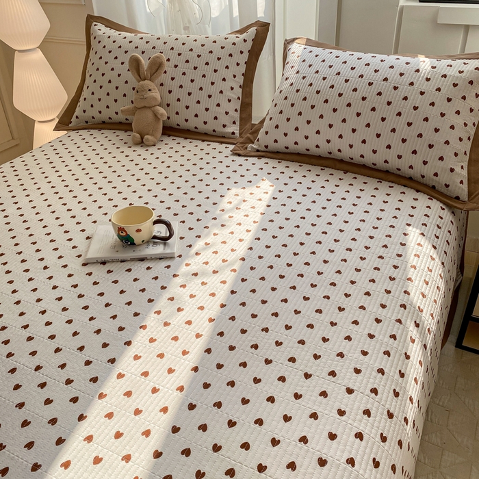 91家纺网 家纺一手货源 找家纺 尊妙被业 2025新款针织棉直边床盖三件套 艾意