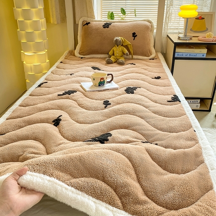 91家纺网 家纺一手货源 找家纺 （总）（买家秀 爆款不断货）A类母婴级毛巾绣牛奶绒床垫子刺绣牛奶绒床护垫床褥子雪花绒毛巾绣床垫床褥-学生款