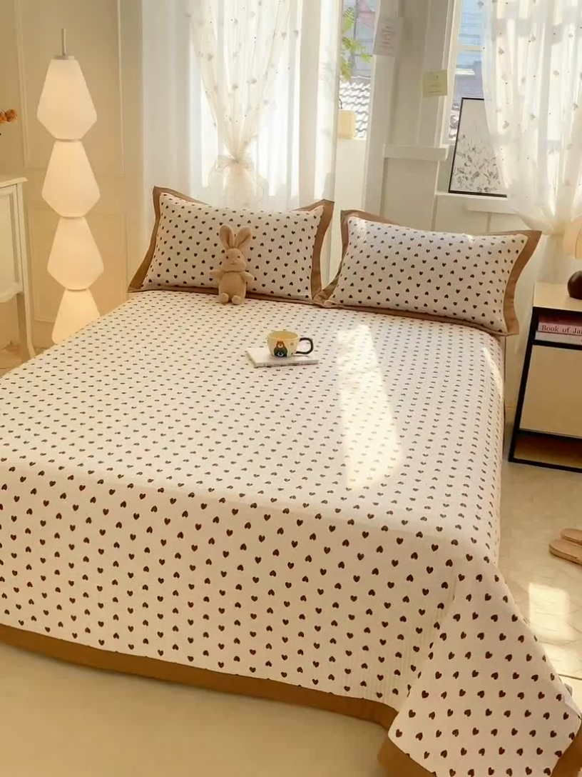 91家纺网 家纺一手货源 找家纺 尊妙被业 2025新款针织棉直边床盖三件套 艾意