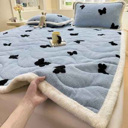 91家纺网 家纺一手货源 找家纺 （总）（买家秀 爆款不断货）A类母婴级毛巾绣牛奶绒床垫子刺绣牛奶绒床护垫床褥子雪花绒毛巾绣床垫床褥-大床款