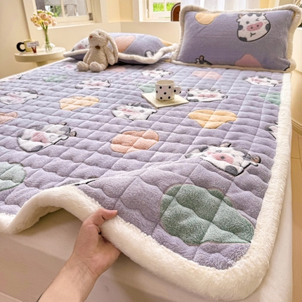 91家纺网 家纺一手货源 找家纺 （总）（买家秀 爆款花色不断货）A类母婴级牛奶绒床垫子雪花绒床垫子牛奶绒雪花绒床护垫子牛奶绒床褥子-大床款