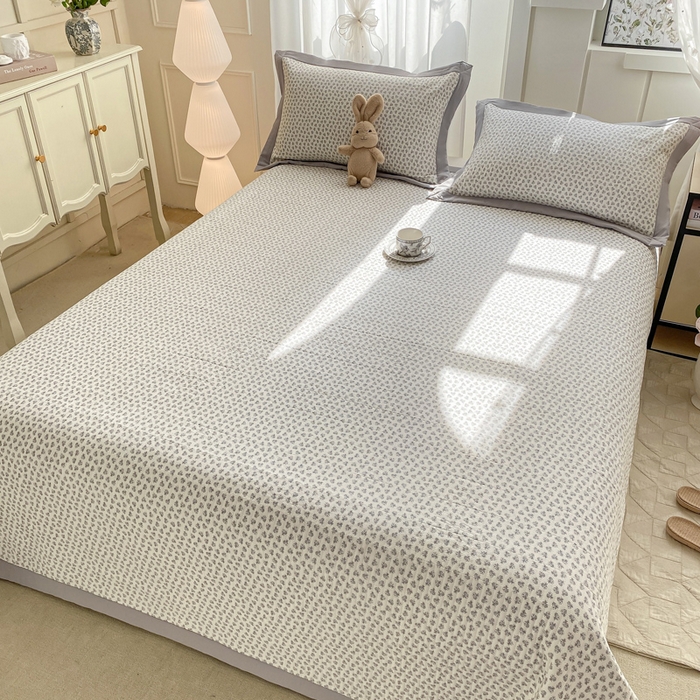 91家纺网 家纺一手货源 找家纺 尊妙被业 2025新款针织棉直边床盖三件套 故人