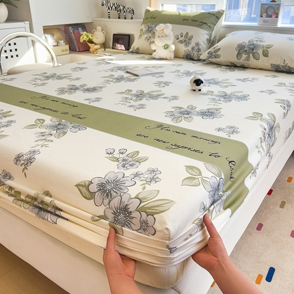 91家纺网 家纺一手货源 找家纺 摩妮卡 2025新款A类裸睡级全棉印花床笠系列 依罗娜花田