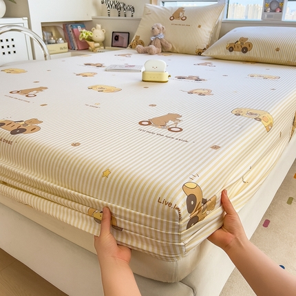 91家纺网 家纺一手货源 找家纺 摩妮卡 2025新款A类裸睡级全棉印花床笠系列 欢乐时刻